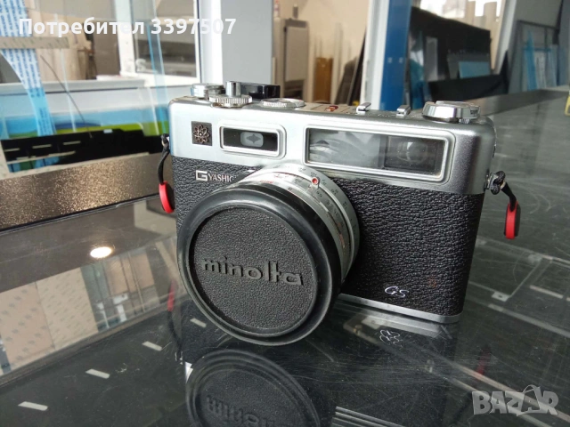 Продавам Yashica Electro 35 GS, снимка 18 - Фотоапарати - 53279178