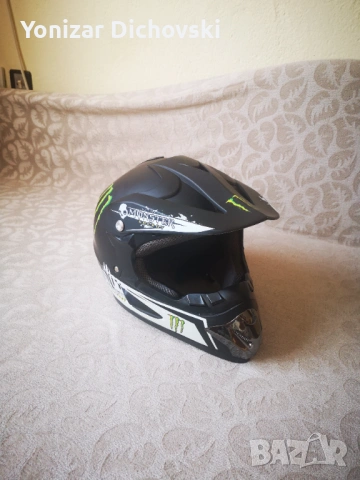 Продавам каска, снимка 5 - Спортна екипировка - 53847294