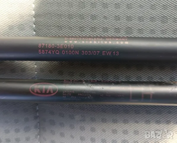 Газови амортисьори задно стъкло KIA Sorento, снимка 2 - Части - 47762606