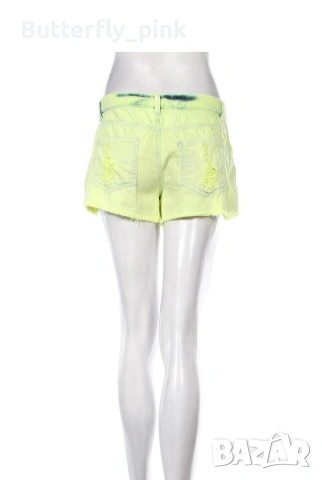 S/M Дамски неонови къси дънкови панталони , снимка 2 - Къси панталони и бермуди - 53474185