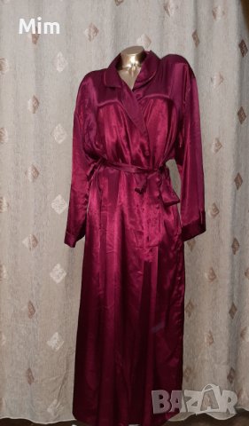 Hunkemoller L/XXL Сатенен дълъг халат  цвят бордо, снимка 1 - Нощници - 39297545