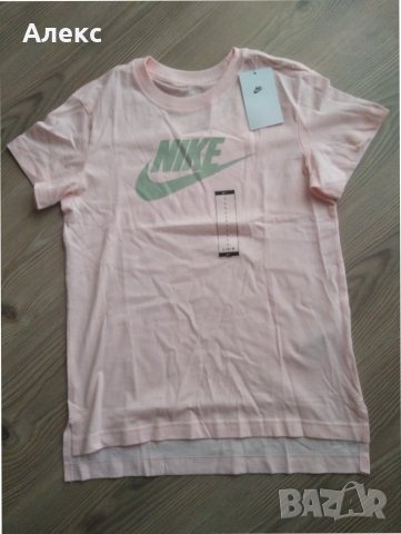 Нова!!! Nike - тениска 146-156 см, снимка 3 - Детски тениски и потници - 41536379