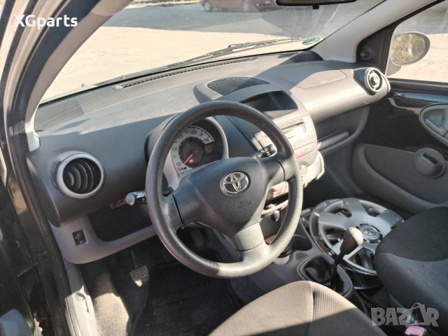 Toyota Aygo 1.0 бензин 67к.с. 2007г. На части, снимка 4 - Автомобили и джипове - 52272213