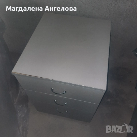 Сив шкаф, снимка 5 - Шкафове - 52075574