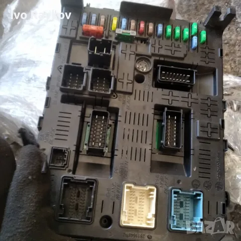 BSI модул Peugeot 308 I , OEM Номер: 966405878002 , снимка 2 - Части - 47792534