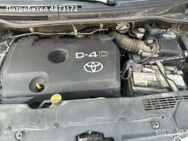 Toyota Corolla Verso 2.2 D-4D, снимка 11 - Автомобили и джипове - 55851370