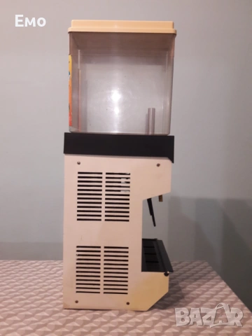 Машина за Сок- Айрян  -  GBG, снимка 3 - Обзавеждане за заведение - 53759200