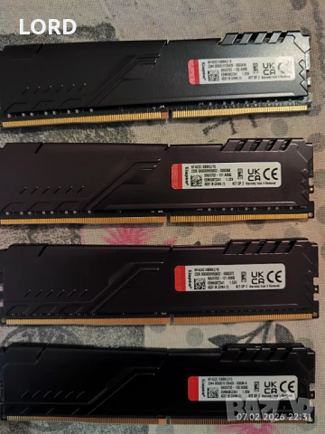 Рам памет 32GB DDR4 3200 Kingston Fury Beast 4 X 8GB, снимка 2 - RAM памет - 53405583