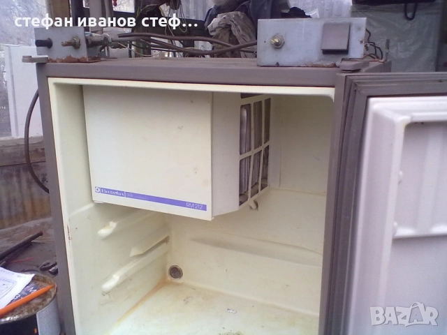 Ремонт хладилници на кемпери и каравани, снимка 3 - Хладилници - 52502088