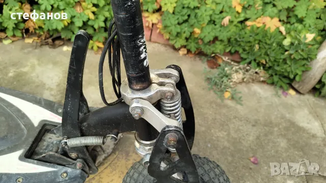 Мощна 1300 вата тротинетка, FOCA RACENING 1200, Германия, снимка 14 - Скейтборд, ховърборд, уейвборд - 47861791