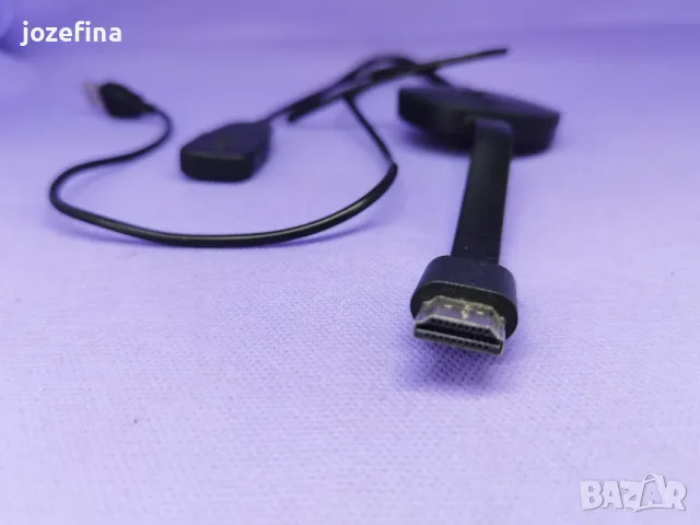 Продавам Anycast (Еникаст) – устройство за безжичен стрийминг към телевизор, снимка 3 - Стойки, 3D очила, аксесоари - 48936844