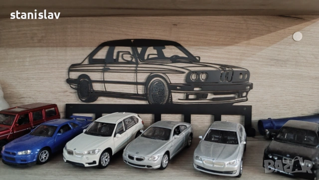 Метална закачалка BMW e30
