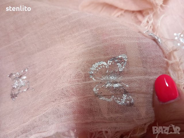Плажен шал/парео розов със сребристи пеперуди, снимка 3 - Бански костюми - 41772770