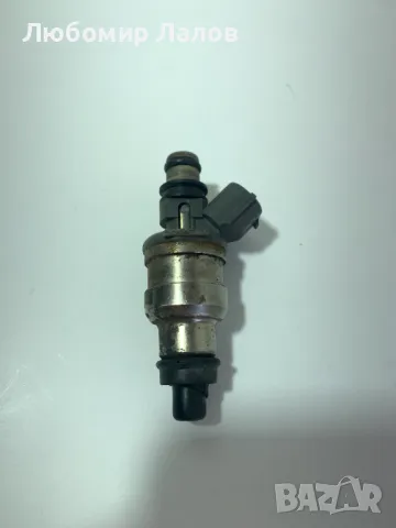 Бензинова дюза инжектор Denso 195500-2040 Daihatsu Feroza Дайхацу Фероза 1.6  