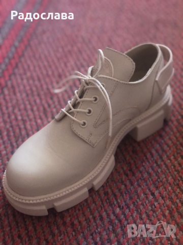 Обувки , снимка 2 - Дамски елегантни обувки - 44693573