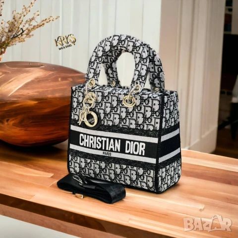 чанти 𝗖𝗛𝗥𝗜𝗦𝗧𝗜𝗔𝗡 𝗗𝗜𝗢𝗥 𝗟𝗔𝗗𝗬 𝐌𝐄𝐃𝐈𝐔𝐌 ➡️𝟮𝟯 𝗖𝗠 ⬆️𝟮𝟬 𝗖𝗠 , снимка 2 - Чанти - 51423804