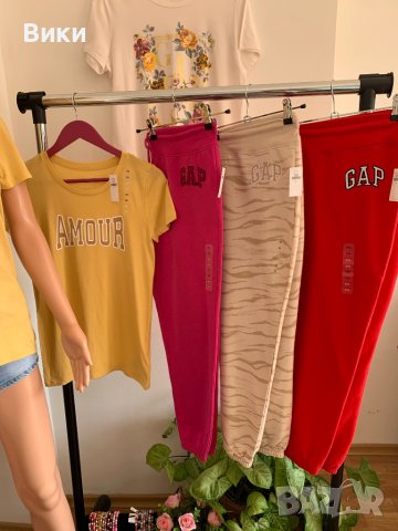 Дамско спортно долнище GAP