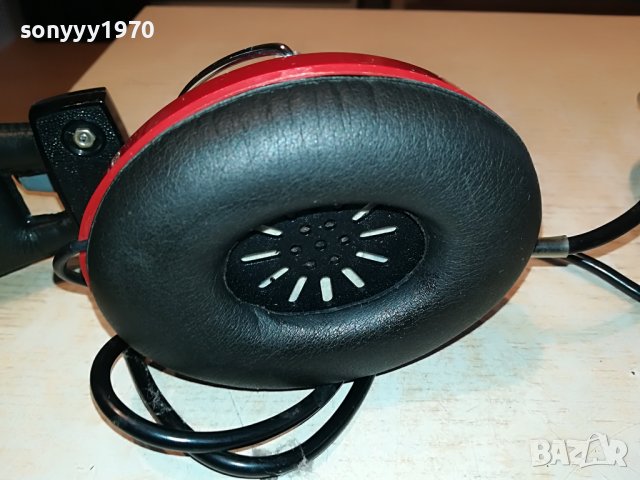 UNIVERSUM 400ohm retro headphones-germany 0412221021, снимка 11 - Слушалки и портативни колонки - 38894740