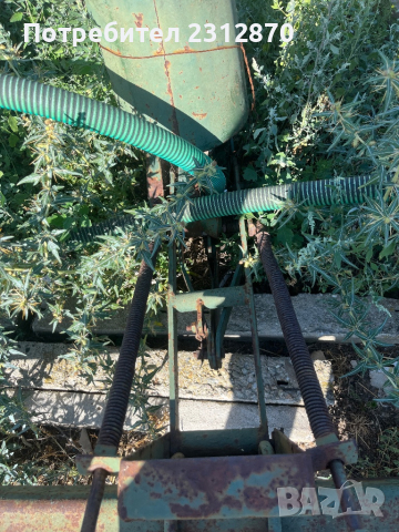Сеялка за окопни култури, снимка 3 - Селскостопанска техника - 44713239