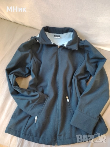 Дамско яке с качулка , снимка 2 - Якета - 51514094