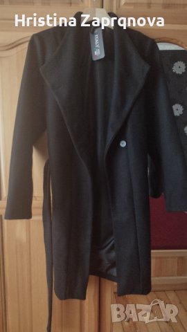 Дамско палто , снимка 1 - Палта, манта - 39725250