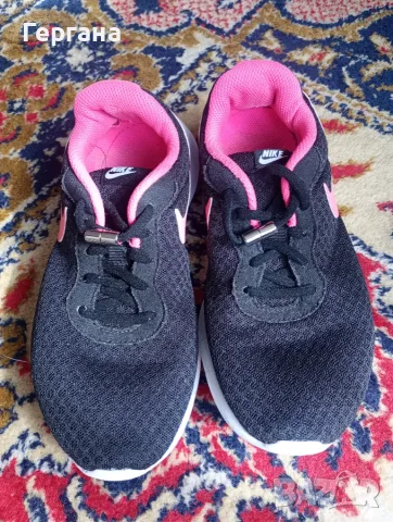 Маратонки Найк/ Nike и Декатлон , снимка 2 - Детски маратонки - 56232817