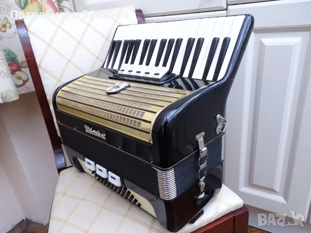 Акордеон Велтмайстер 60 баса, снимка 5 - Акордеони - 52912540