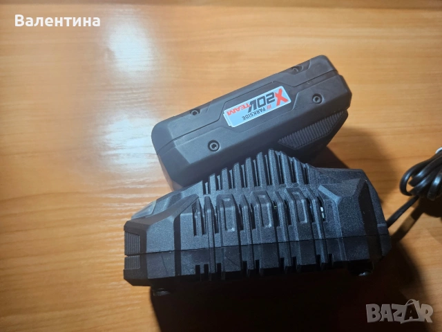 Акумулаторна батерия Parkside Smart 4 Ah и зарядно 4.5 Ah, снимка 2 - Други инструменти - 53749785