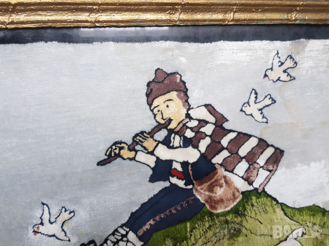 Стар плюшен ковьор с рамка, снимка 2 - Антикварни и старинни предмети - 36136789