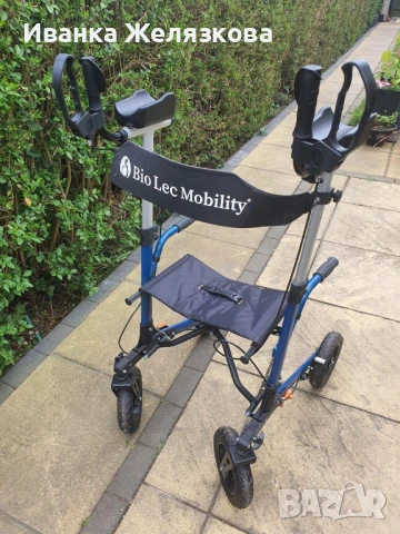 Ролаторна количка за трудноподвижни хора  с регулиращи лакътници. Сгъваема., снимка 2 - Други - 51058108