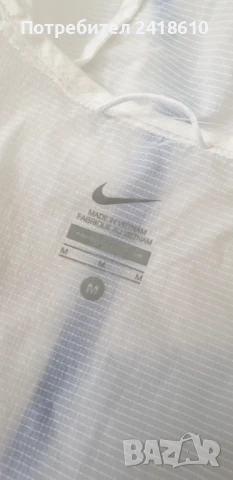 Nike Light Running Shield Womens Jacket Size M НОВО! ОРИГИНАЛ! Дамско Яке - Мембрана - Ветровка !, снимка 17 - Спортни екипи - 51297475