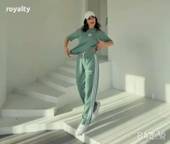 Adidas дамски комплекти Различни цветове , снимка 4 - Спортни екипи - 49842383