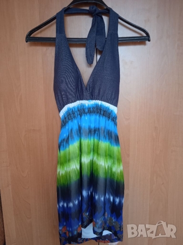 Рокля с подплънки