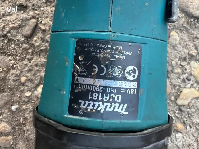 Саблен трион Makita за ремонт или части, снимка 5 - Други инструменти - 49929681