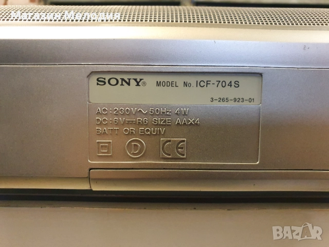 Радио SONY ICF-704S Silver В отлично техническо и визуално състояние., снимка 11 - Радиокасетофони, транзистори - 47337737