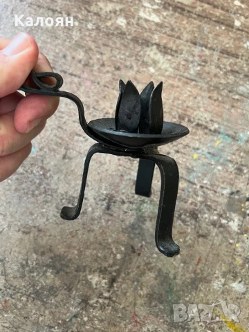 Метален свещник 