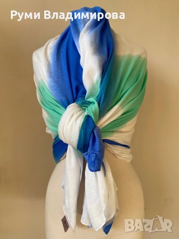 Голям, квадратен, тънък шал Moods of Norway/ HM и други, снимка 2 - Шалове - 46964791