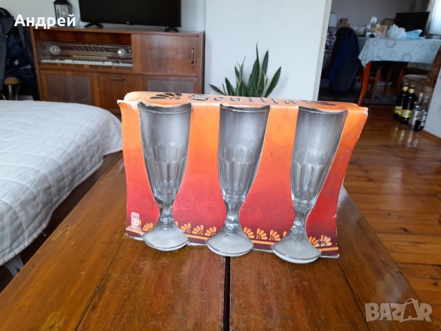 Стари чаши за вино Sevilla