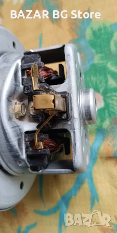 Електромотор за прахосмукачка PANASONIC 1200 W с 2 гумени уплътнения на мотора. , снимка 9 - Прахосмукачки - 49513336