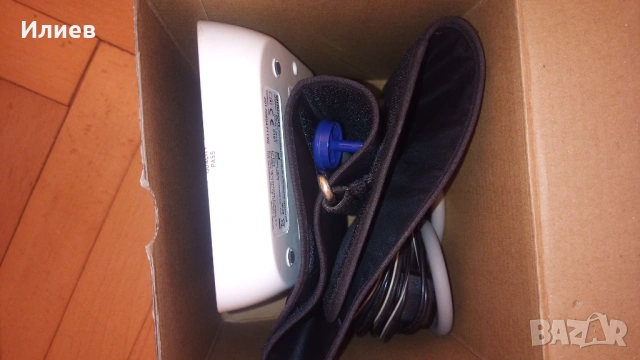 Апарат за измерване на кръвно налягане - ОMRON M6 AC, снимка 3 - Друга електроника - 53029470