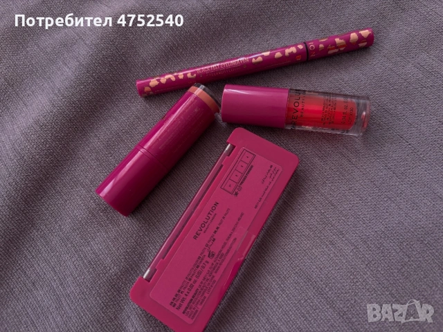  Нови продукти Revolution – комплект + ПОДАРЪК шнола, снимка 3 - Козметика за лице - 53706033