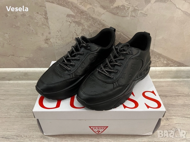 Сникърси Guess, снимка 2 - Маратонки - 52356477
