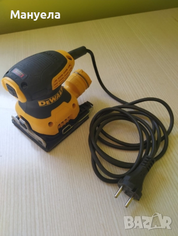 Виброшлайф DEWALT DWE6411