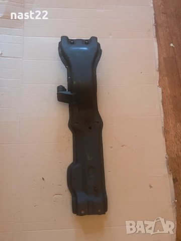 Греда под скоростна кутия Сузуки Витара 2.0 v6 136 к.с