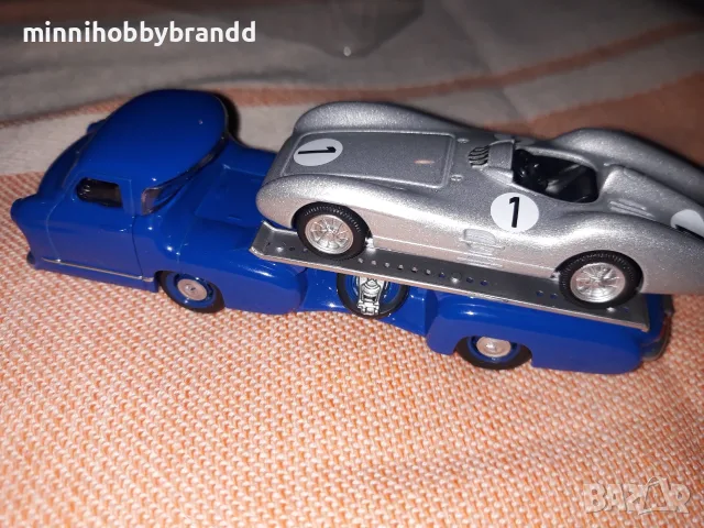 Mercedes Benz 1:64 Norev Renntransporter , снимка 9 - Колекции - 55826588