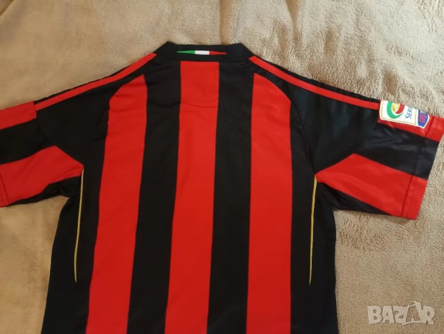 Детски футболен екип Милан. , снимка 6 - Спортни дрехи, екипи - 48517319