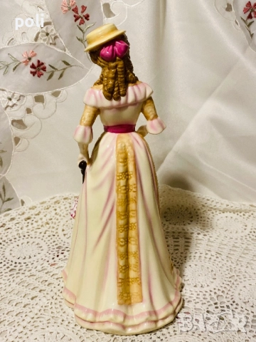 порцеланова статуетка , снимка 3 - Статуетки - 52065966