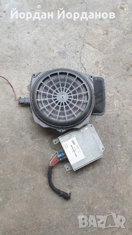 Буфер и усилвател Ауди A4 B6