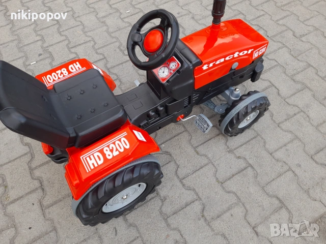 PILSAN Трактор с педали 07294 червен, снимка 2 - Други - 53850107