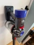 Вертикална прахосмукачка Dyson V8 sv25, снимка 10